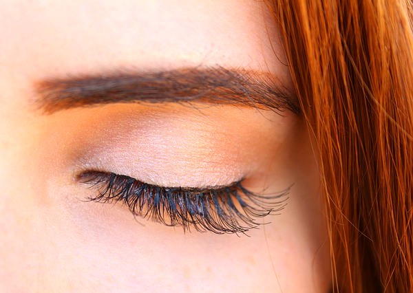 Close up of mascara on eyelashes 